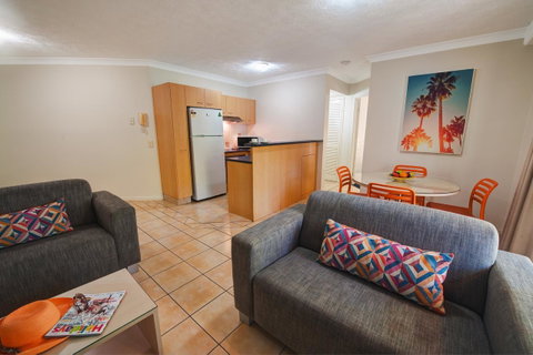 Turtle Beach Resort - Accommodation Burleigh 13