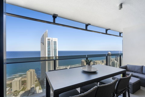 Circle On Cavill - Gclr - Accommodation Burleigh 31