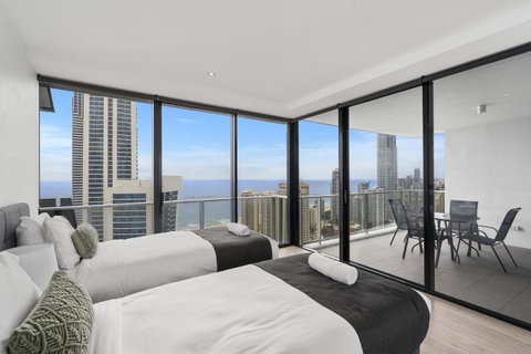 Circle On Cavill - Gclr - Accommodation Burleigh 42
