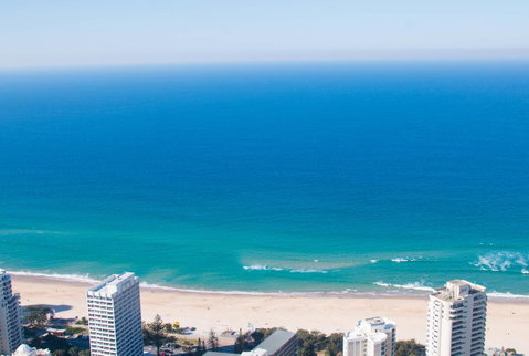 Circle On Cavill - Gclr - Accommodation Burleigh 26