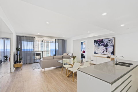 Circle On Cavill - Gclr - Accommodation Burleigh 30