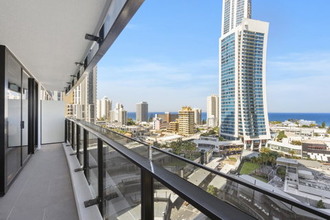 Circle On Cavill - Gclr - Accommodation Burleigh 1