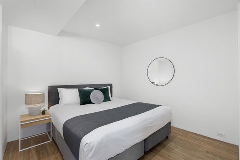 Circle On Cavill - Gclr - Accommodation Burleigh 25