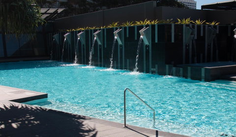 Circle On Cavill - Gclr - Accommodation Burleigh 36