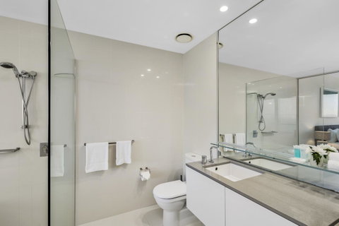 Circle On Cavill - Gclr - Accommodation Burleigh 17