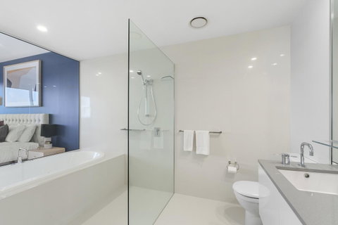 Circle On Cavill - Gclr - Accommodation Burleigh 34