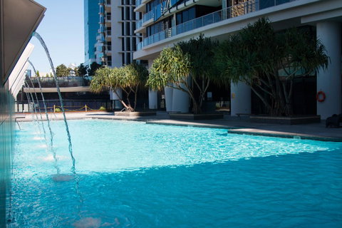 Circle On Cavill - Gclr - Accommodation Burleigh 38