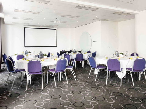 Amora Hotel Brisbane - Accommodation Burleigh 42