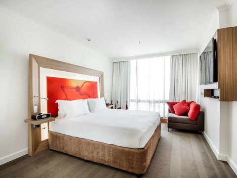 Amora Hotel Brisbane - Accommodation Burleigh 37