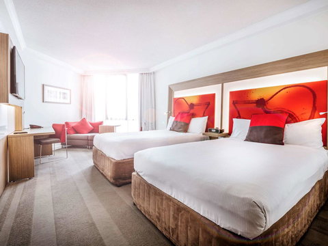 Amora Hotel Brisbane - Accommodation Burleigh 38