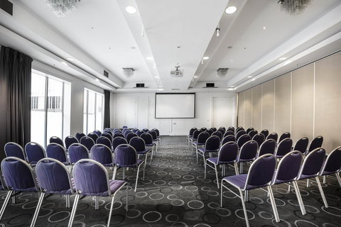 Amora Hotel Brisbane - Accommodation Burleigh 32