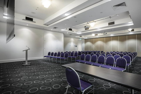Amora Hotel Brisbane - Accommodation Burleigh 31