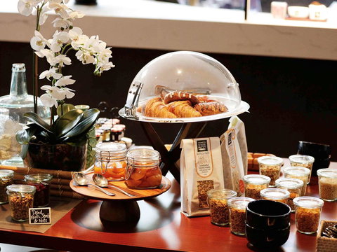 Amora Hotel Brisbane - Accommodation Burleigh 29