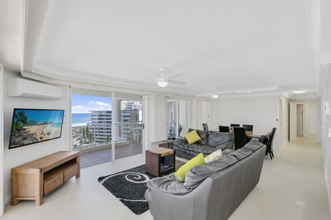 Moroccan Resort - HR Surfers Paradise - Accommodation Burleigh 10