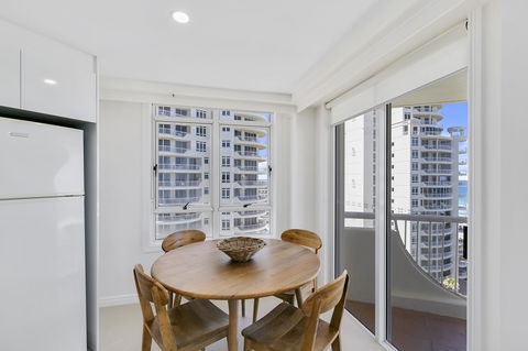 Moroccan Resort - HR Surfers Paradise - Accommodation Burleigh 8