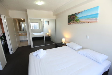 Tribeca Apartments - Accommodation Burleigh 9