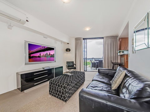 Tribeca Apartments - Accommodation Burleigh 36