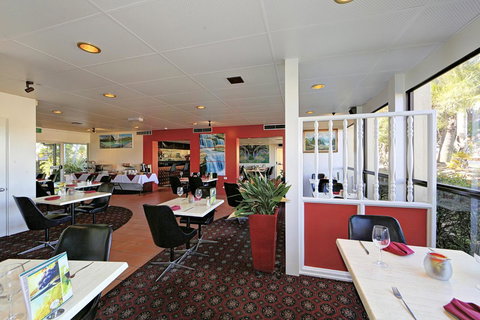 Smart Motels Bert Hinkler - Accommodation Burleigh 5