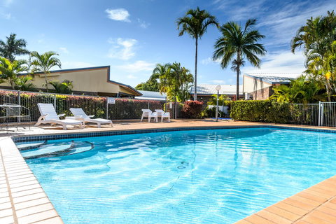 Smart Motels Bert Hinkler - Accommodation Burleigh 34