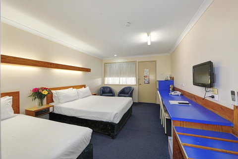 Smart Motels Bert Hinkler - Accommodation Burleigh 15