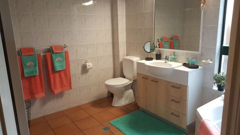 Jackies Holiday Apartment - Accommodation Burleigh 14