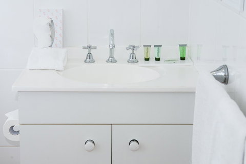 Kondari Hotel - Accommodation Burleigh 18