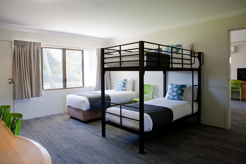 Kondari Hotel - Accommodation Burleigh 33