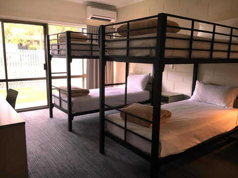 Kondari Hotel - Accommodation Burleigh 21