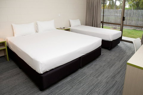 Kondari Hotel - Accommodation Burleigh 2