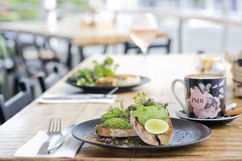 The Metropolitan Spring Hill - Accommodation Burleigh 1