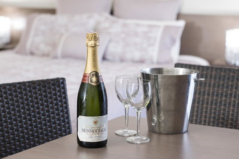 The Metropolitan Spring Hill - Accommodation Burleigh 29