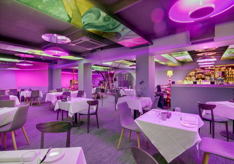 The Metropolitan Spring Hill - Accommodation Burleigh 38