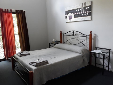 Speewah Country Tavern - Accommodation Burleigh 25