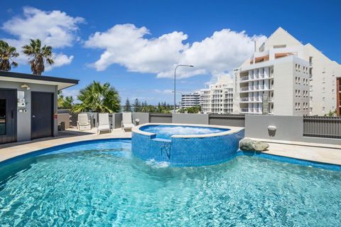 Alexandra On The Pacific - Accommodation Burleigh 16