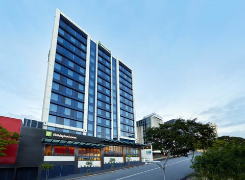 Holiday Inn Express Brisbane Central, An IHG Hotel - Accommodation Burleigh 28
