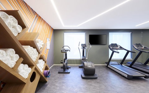 Holiday Inn Express Brisbane Central, An IHG Hotel - Accommodation Burleigh 6