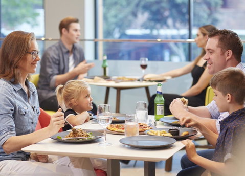 Holiday Inn Express Brisbane Central, An IHG Hotel - Accommodation Burleigh 10