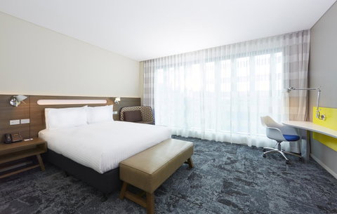 Holiday Inn Express Brisbane Central, An IHG Hotel - Accommodation Burleigh 40