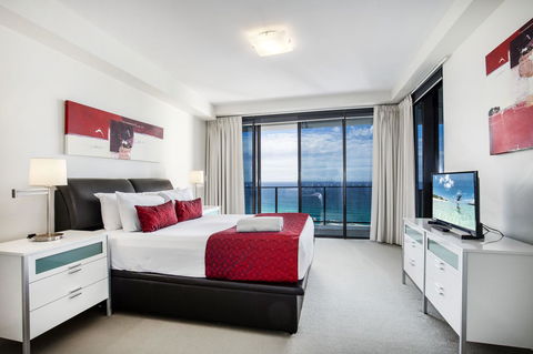 Ultra Broadbeach - Accommodation Burleigh 13