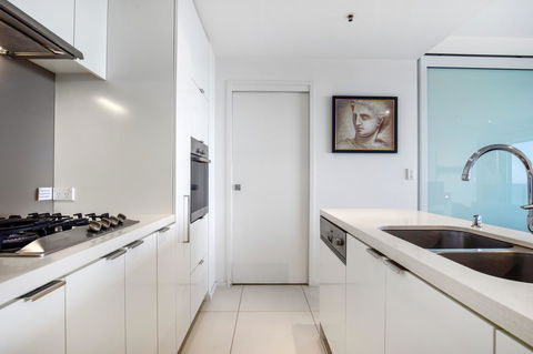 Ultra Broadbeach - Accommodation Burleigh 43