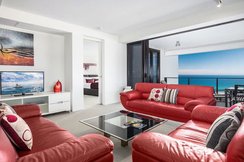 Ultra Broadbeach - Accommodation Burleigh 17
