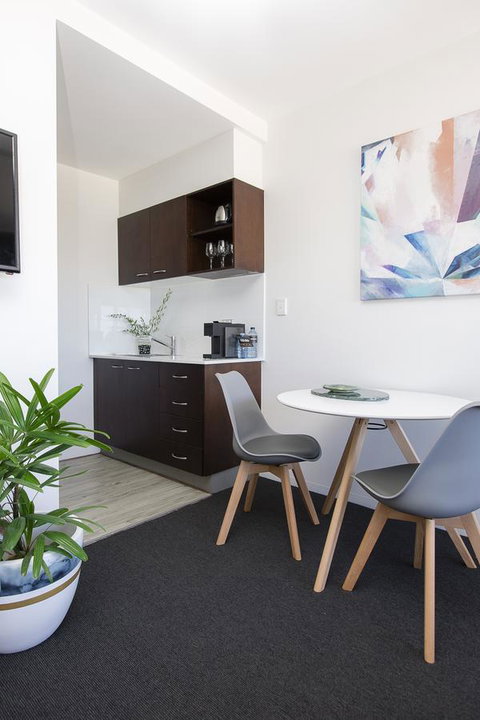 Ridge Apartment Hotel - Accommodation Burleigh 21