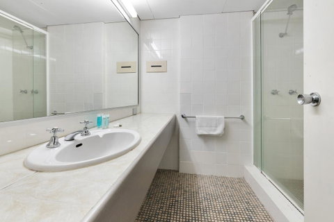 Ridge Apartment Hotel - Accommodation Burleigh 8