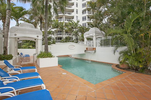 ULTIQA Burleigh Mediterranean Resort - Accommodation Burleigh 20