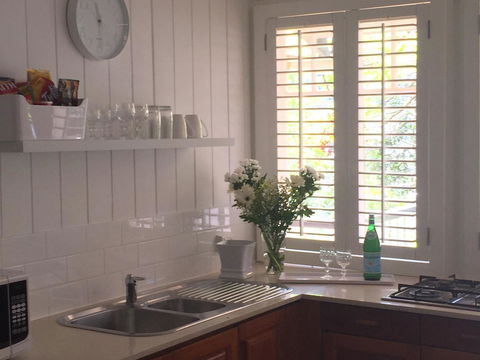 Halcyon On Bardon - Accommodation Burleigh 13