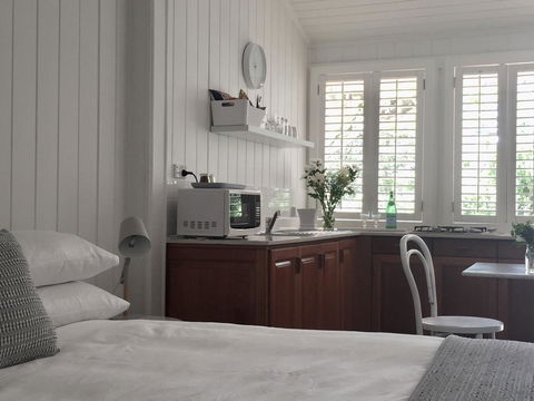 Halcyon On Bardon - Accommodation Burleigh 0