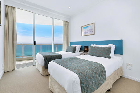 Pacific Views Resort - Accommodation Burleigh 12