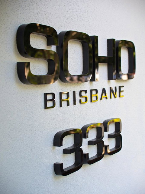 Soho Brisbane - Accommodation Burleigh 33