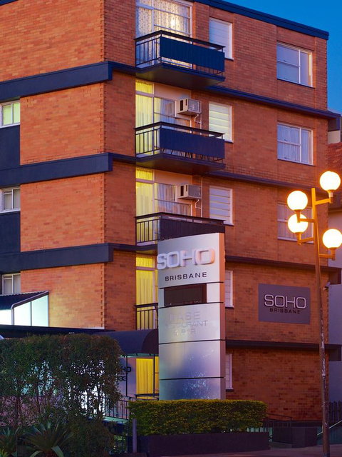 Soho Brisbane - Accommodation Burleigh 34