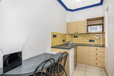City Palms Brisbane - Accommodation Burleigh 14